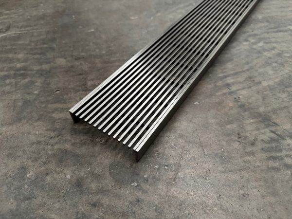 94 mm linear grate